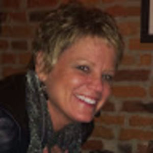 Meet your Posher, Carrie